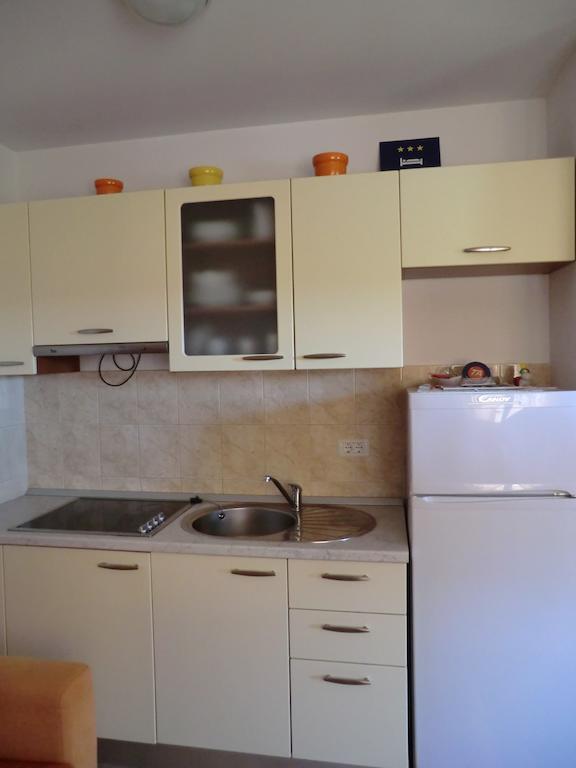 Apartment Popovic Pula Quarto foto